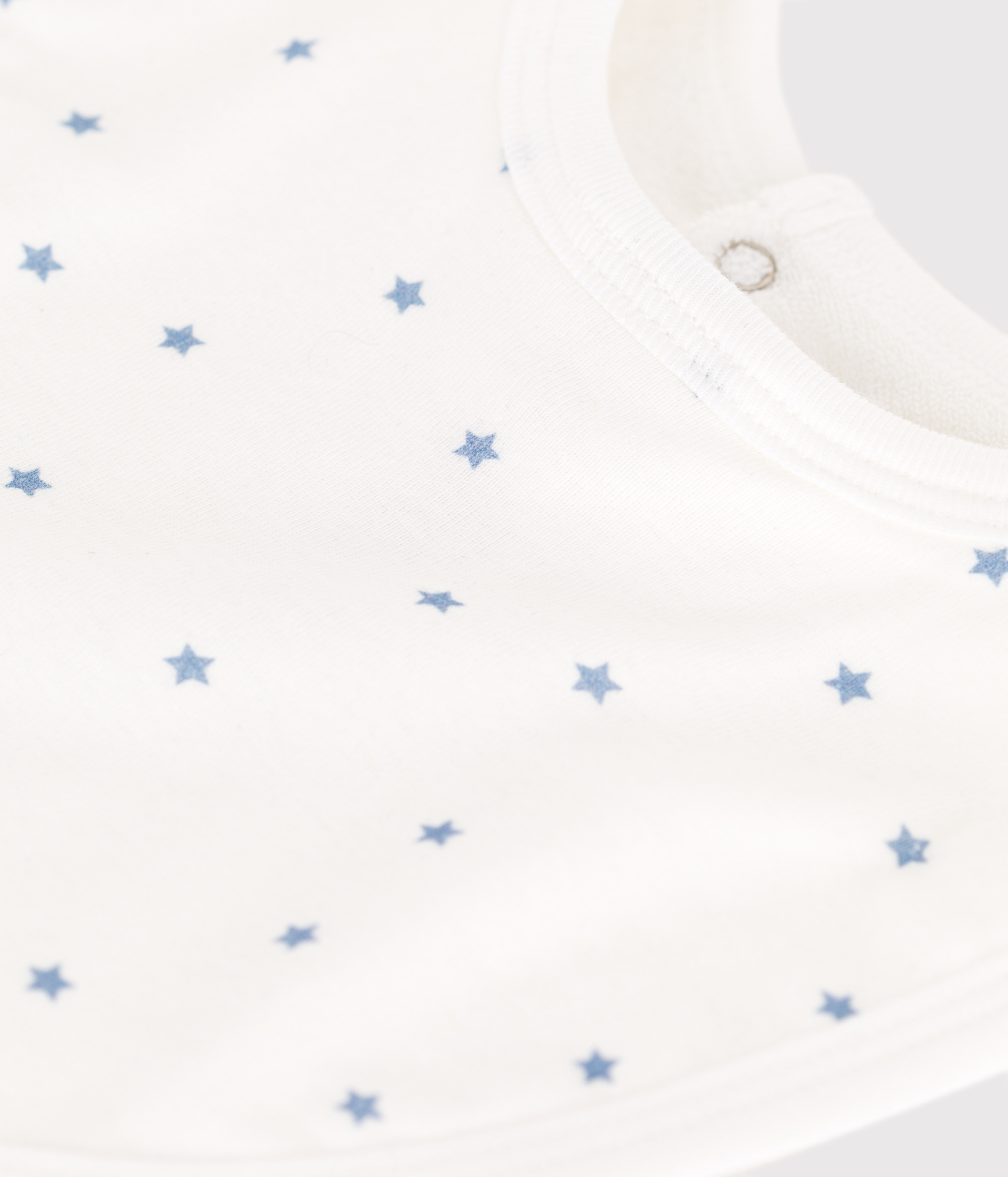 Printed cotton newborn bib