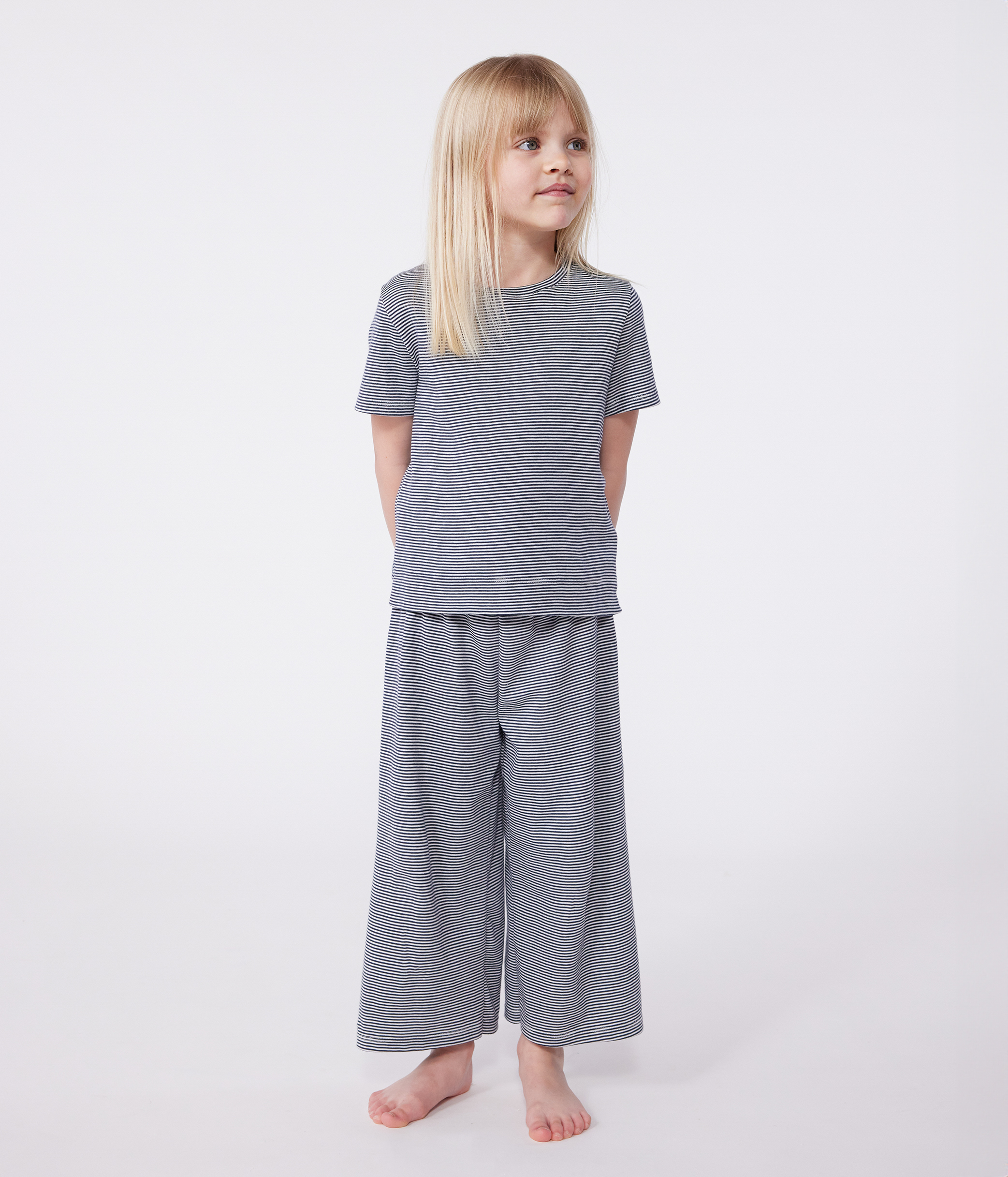 Children's cotton pyjamas with short sleeves and wide stripy legs