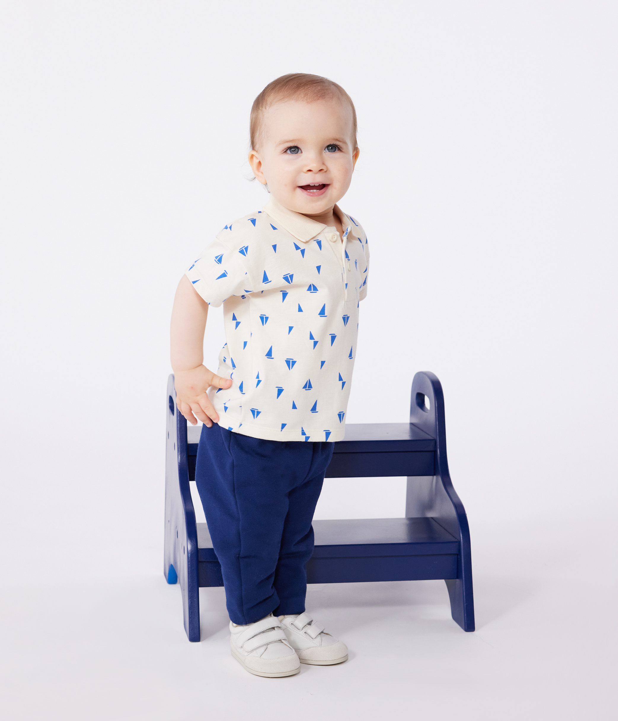 Babies' short-sleeved cotton polo shirt printed with little boats