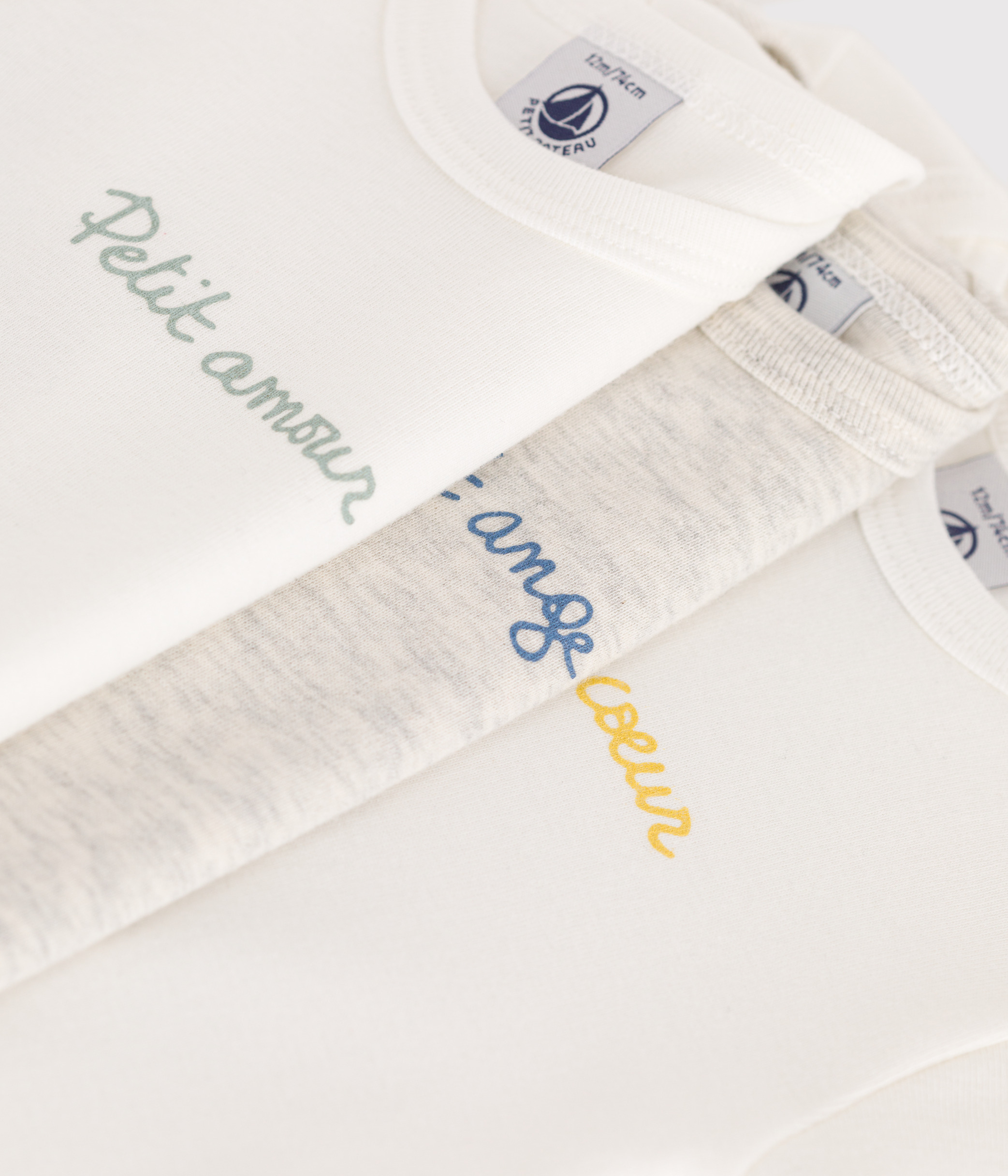 Set of 3 baby cotton short-sleeved bodysuits with small hearts