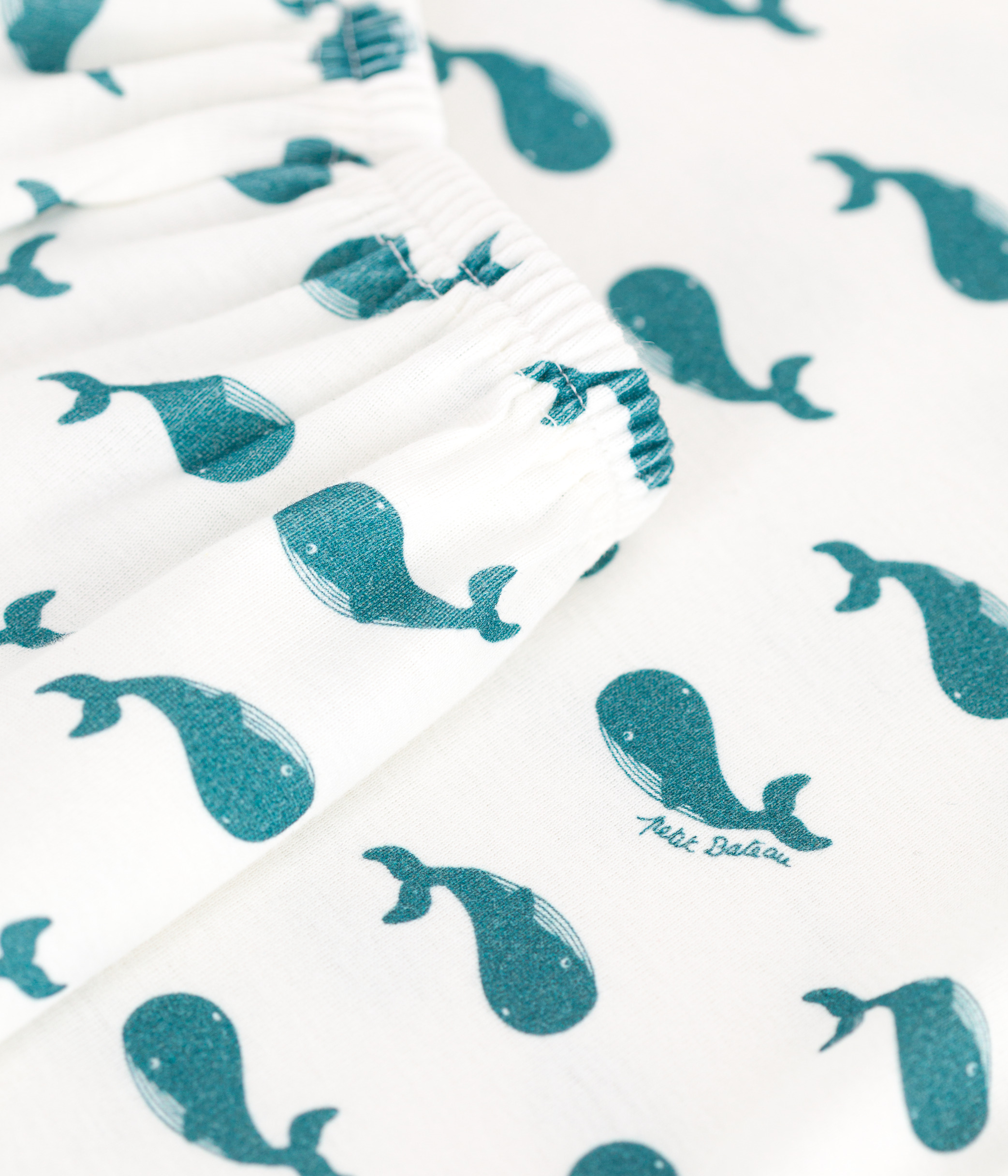 Children's short pyjamas in cotton printed with whales
