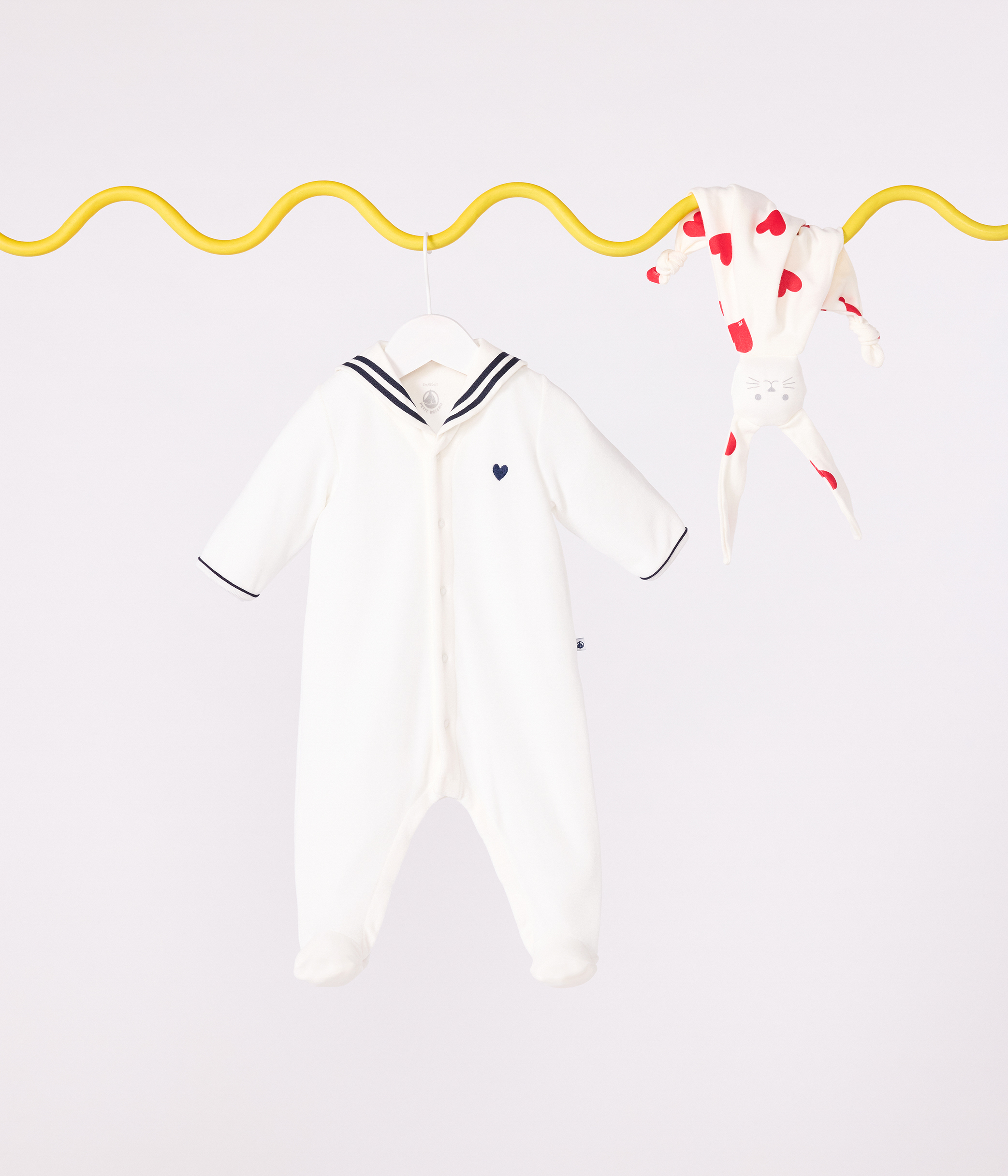 Babies' velour pyjama suit with a sailor collar