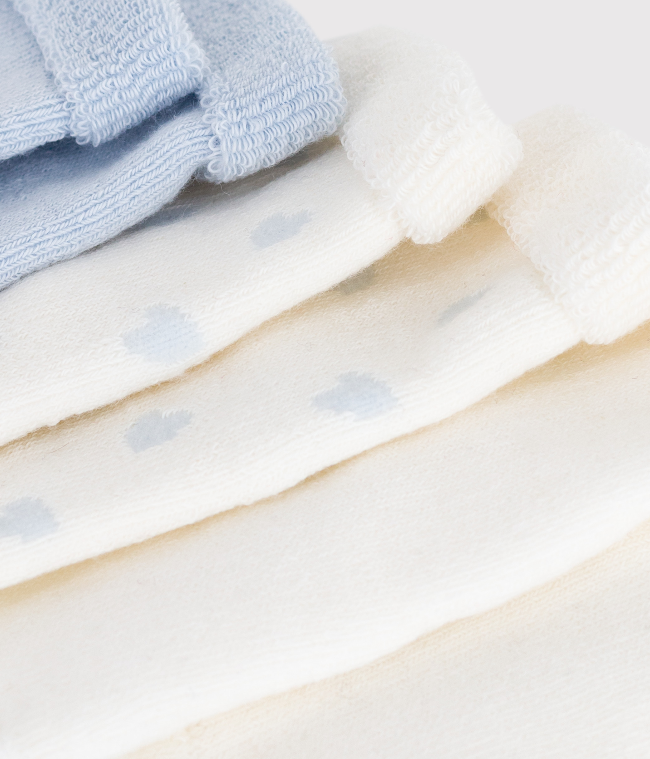 Pack of plain cotton socks for newborn babies