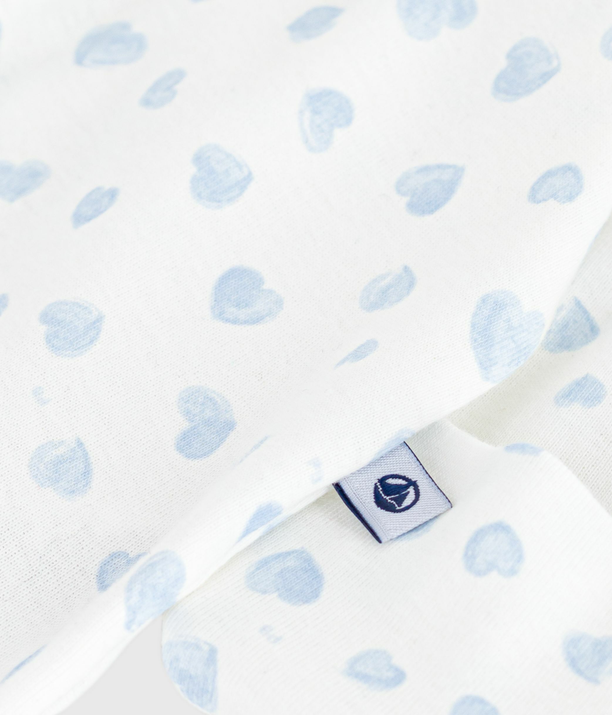 Babies' heart-print cotton pyjama suit with a collar