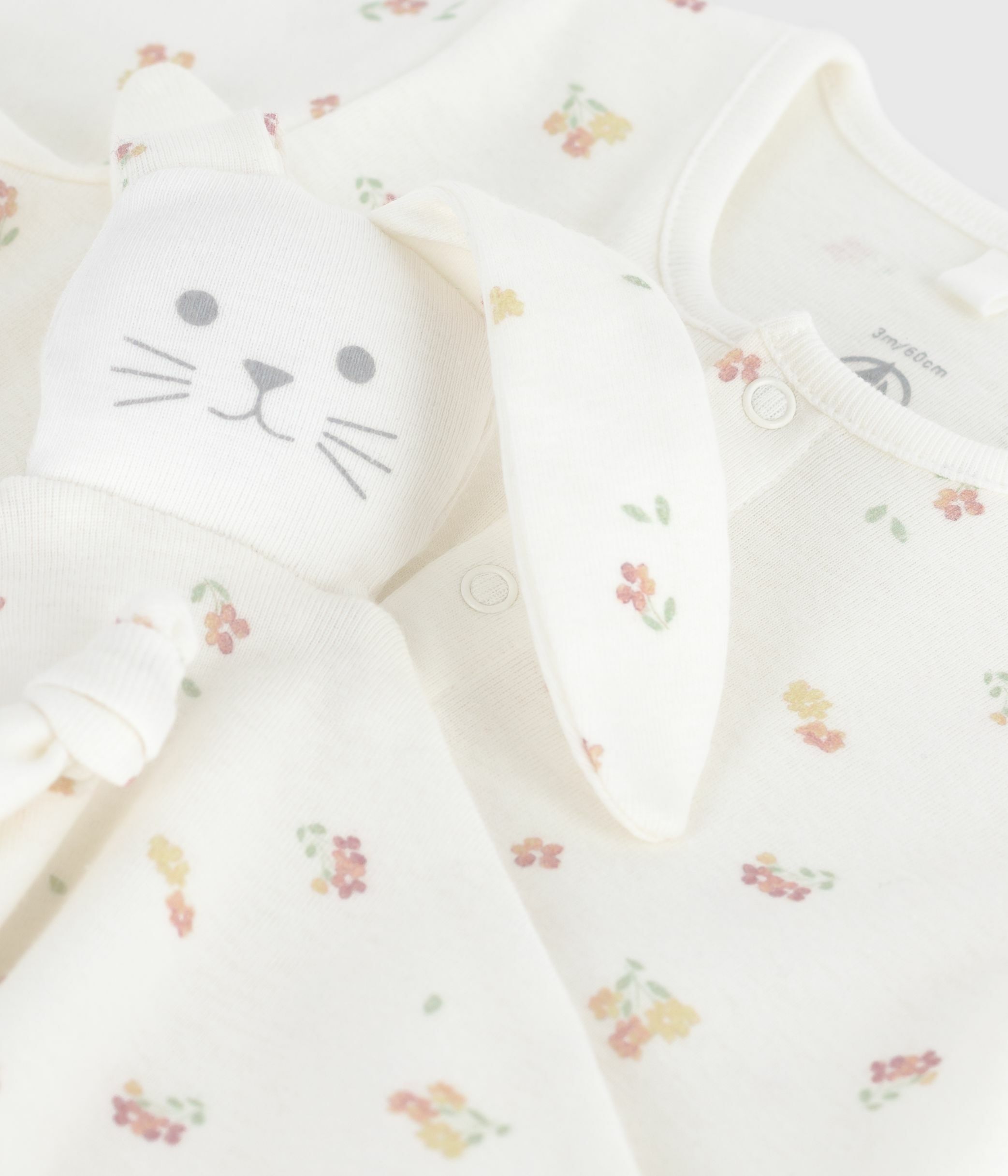 Newborn babies' floral-print cotton gift set