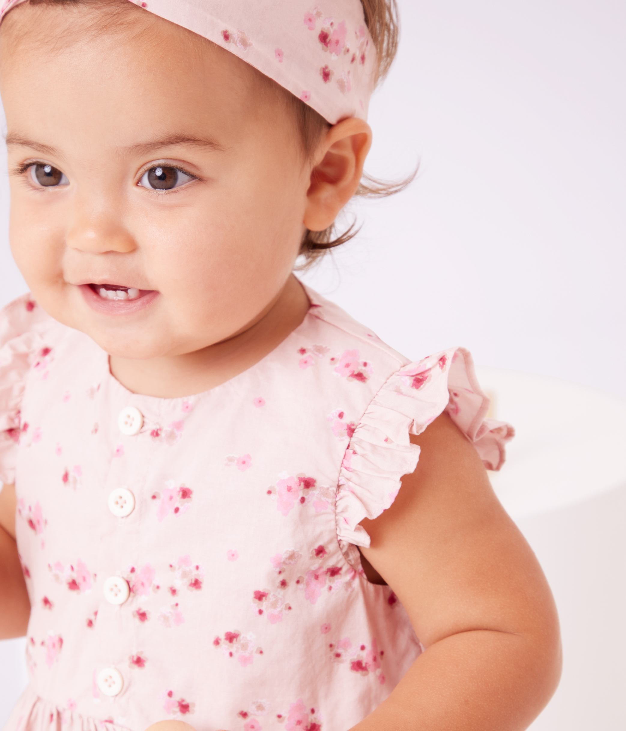 Babies' sleeveless cotton dress with matching bloomers