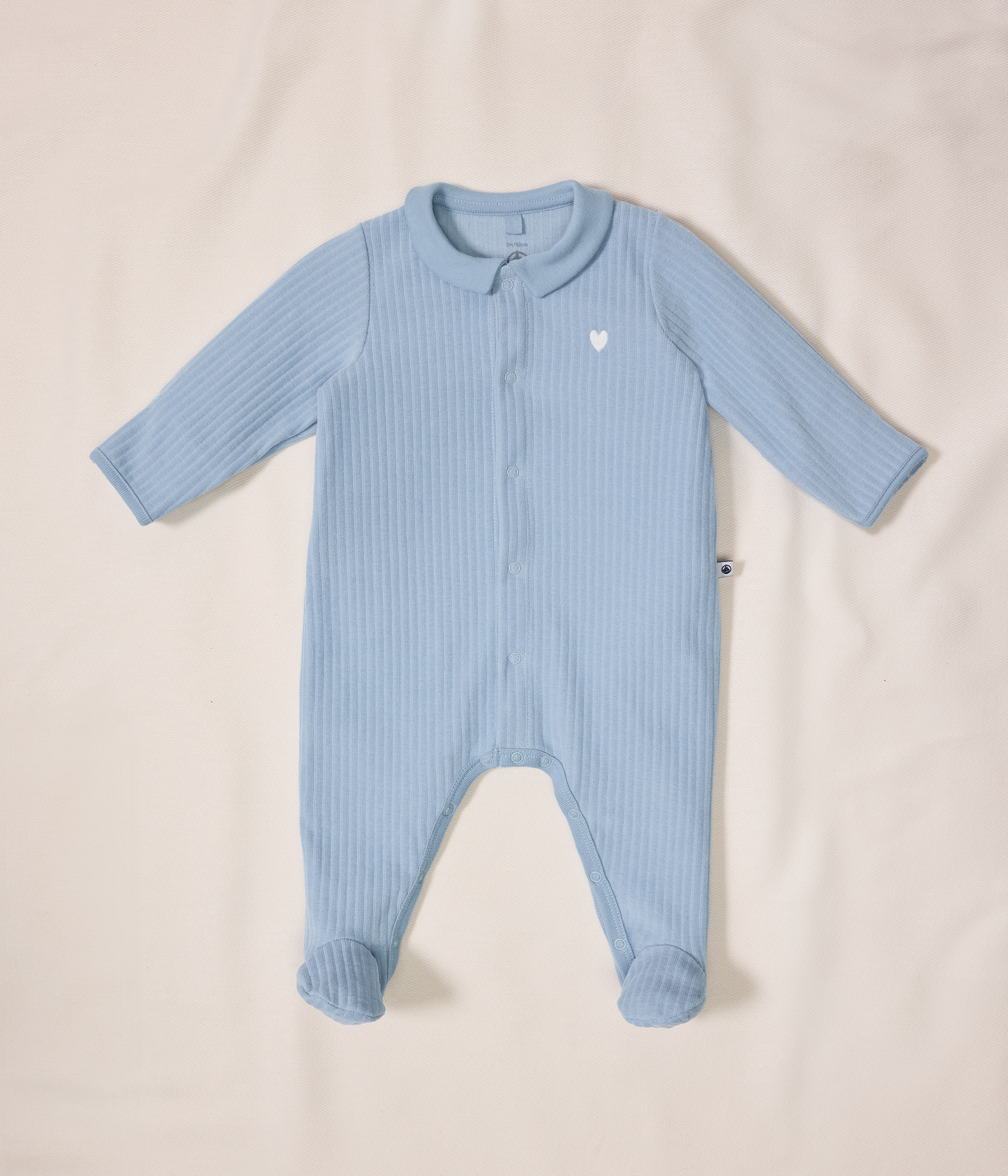 Babies' plain velour pyjama suit with a collar
