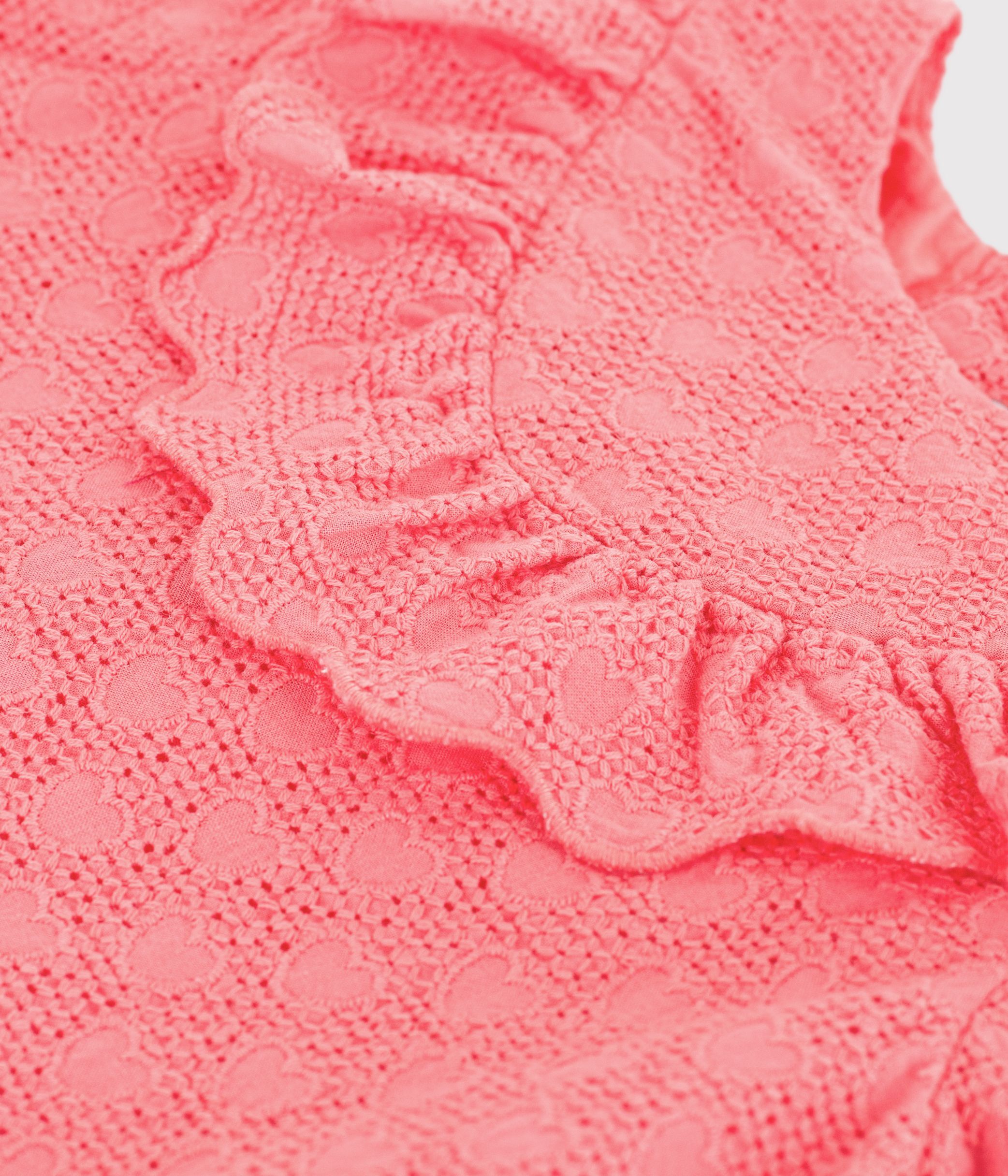 Babies' dress in broderie anglaise with short sleeves and a hearts motif