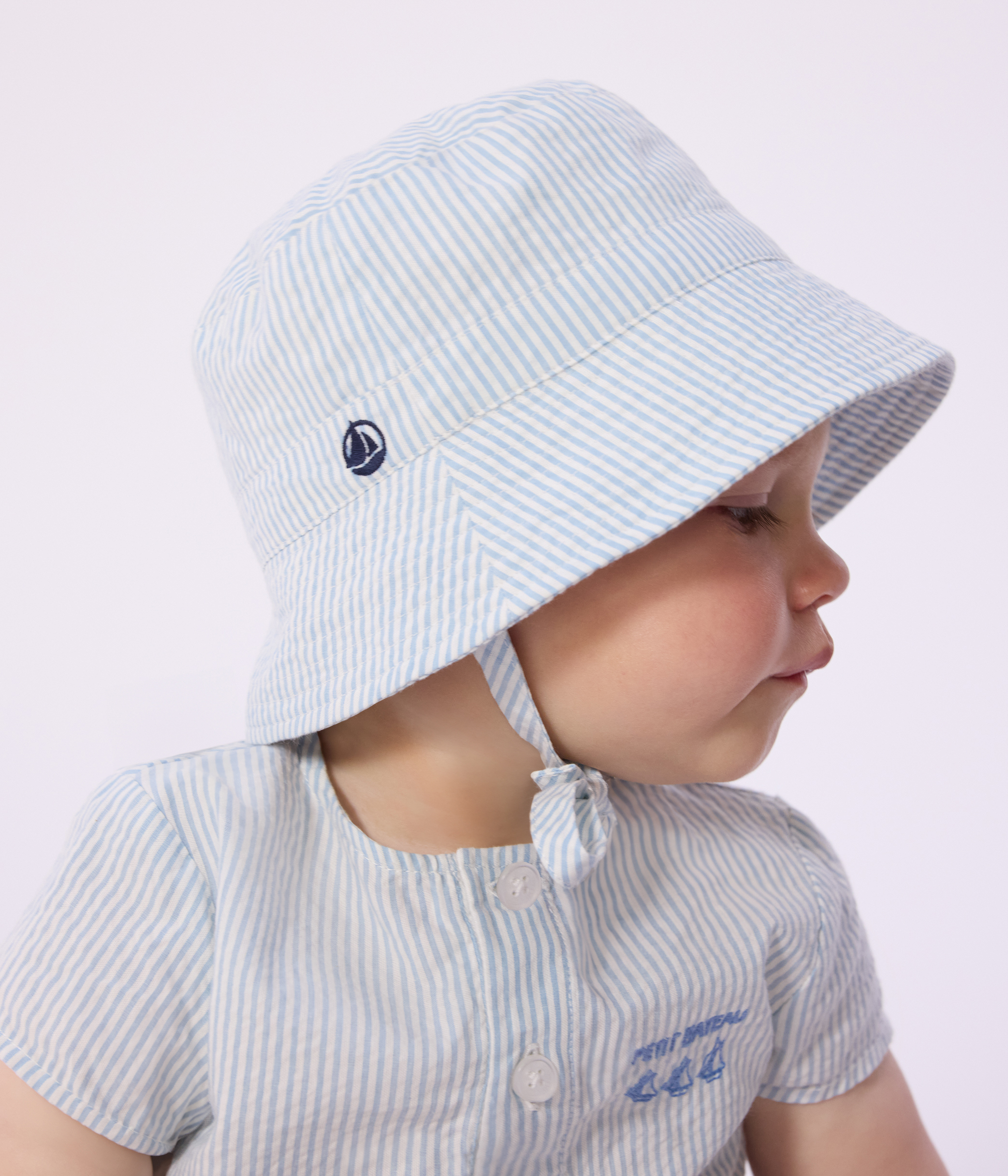 Babies' seersucker sun hat with ties