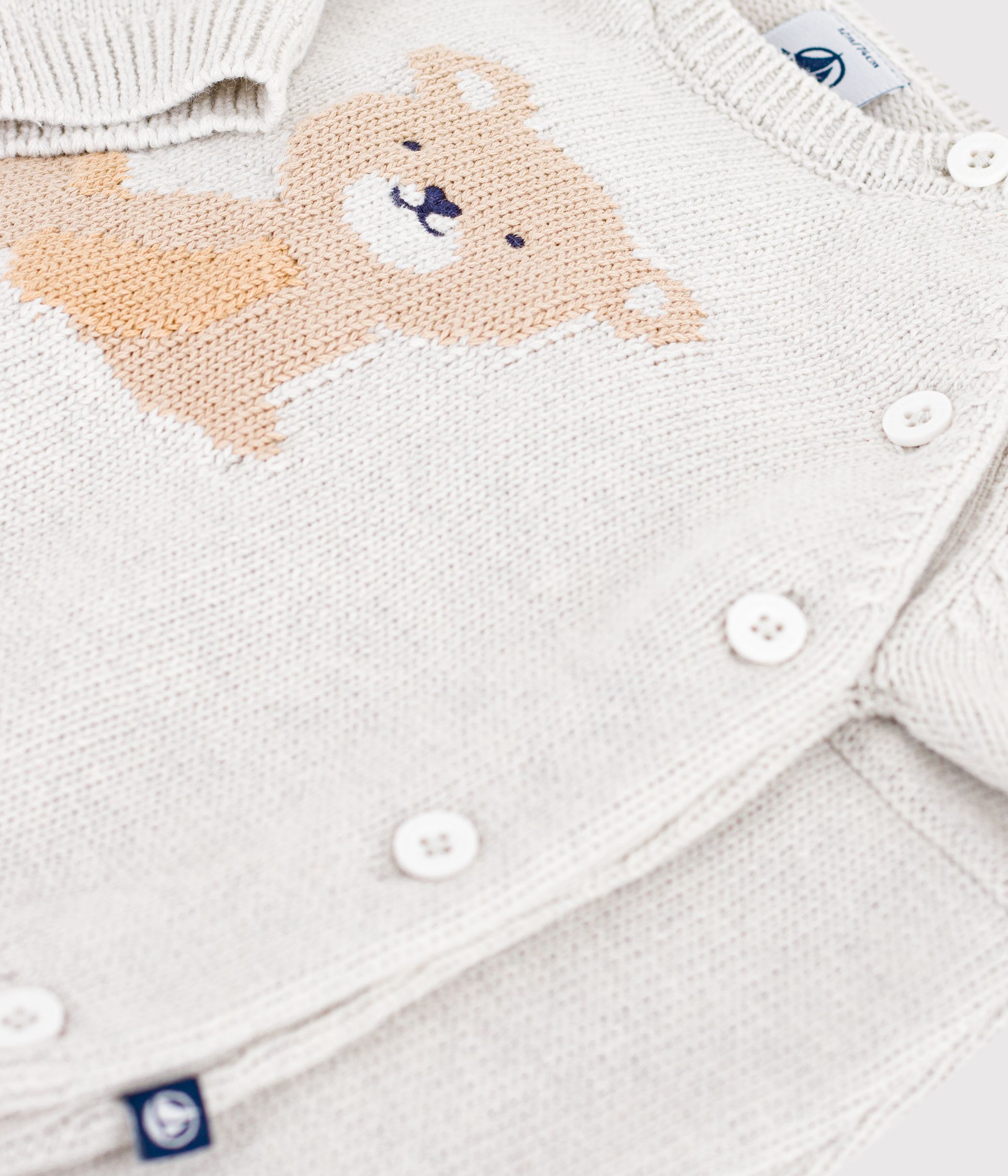 Babies' knitted wool and cotton outfit with a bear design